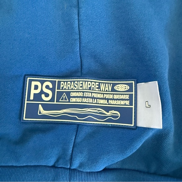 HUMBE DUENO DEL CIELO WORLD TOUR Blue Graphic Crewneck Sweatshirt - Picture 3 of 7